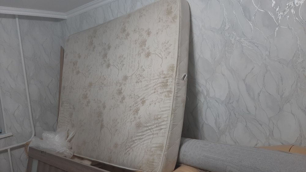 Отдам матрас б/у