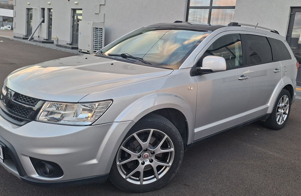 Fiat Freemont Lounge 4WD