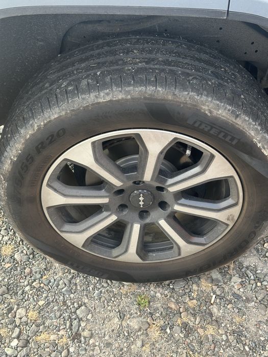 Продам Резину 275/55/R20