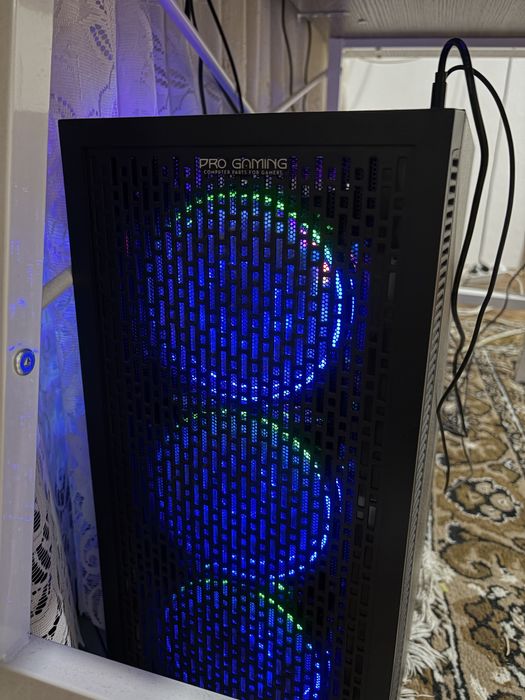 Vand pc gaming rtx 5070