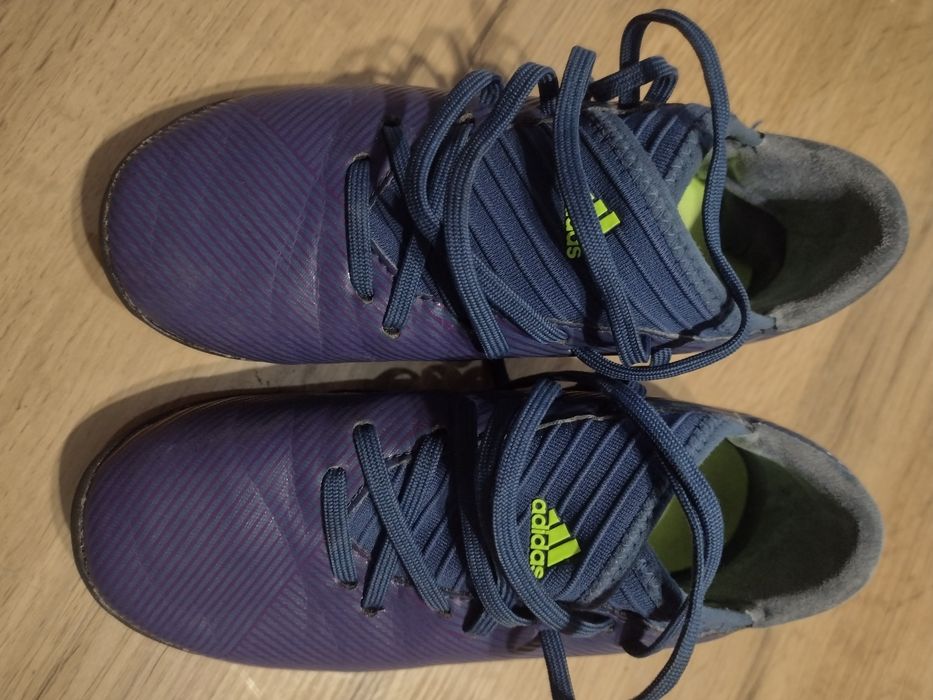 Детски футболни обувки Найк- бутонки- 34, Адидас стоножки - 33