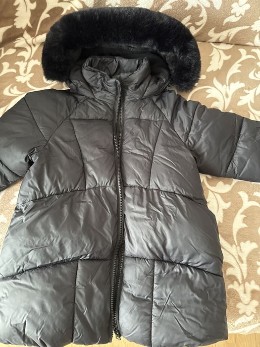Продам детскую утепленную куртку