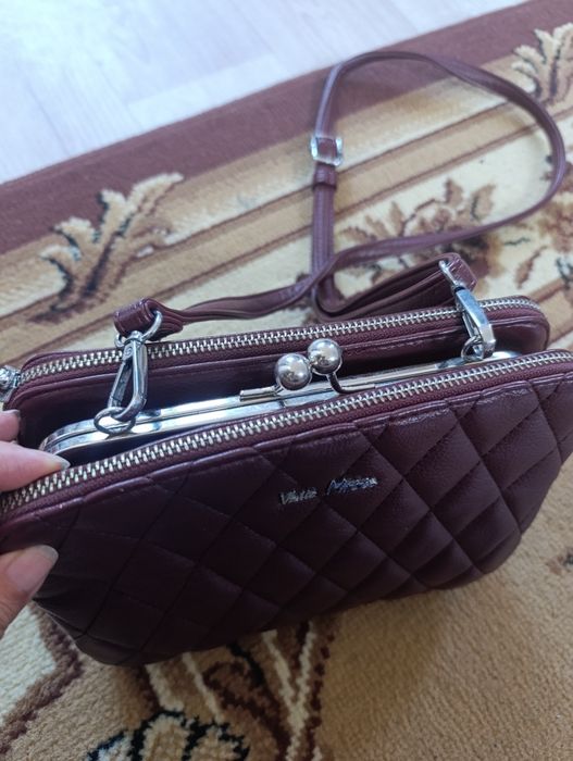 Продам кожаную сумочку