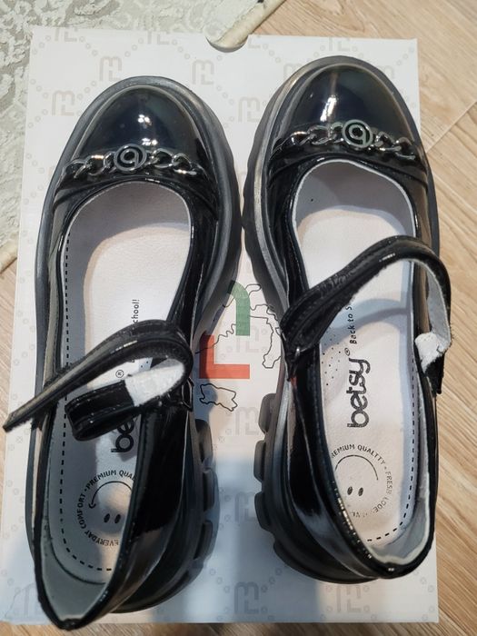 Туфли фирменные подростковые. 35р.