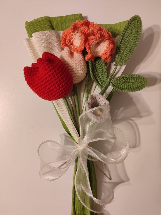 Ръчно изплетени цветя - Handmade flowers - За всякакви поводи