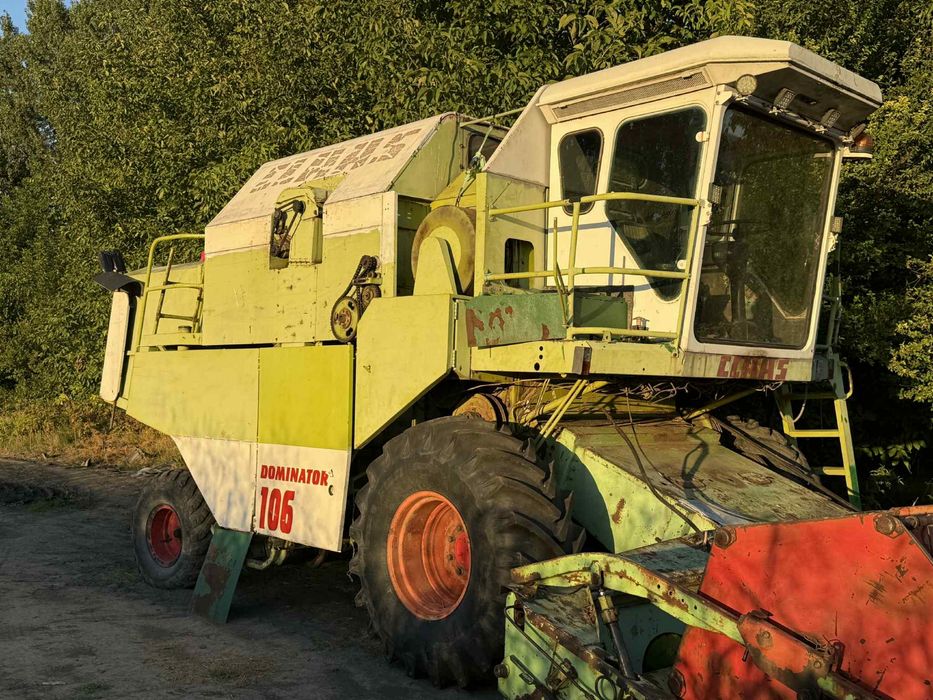 Продавам комбайна class dominator 106