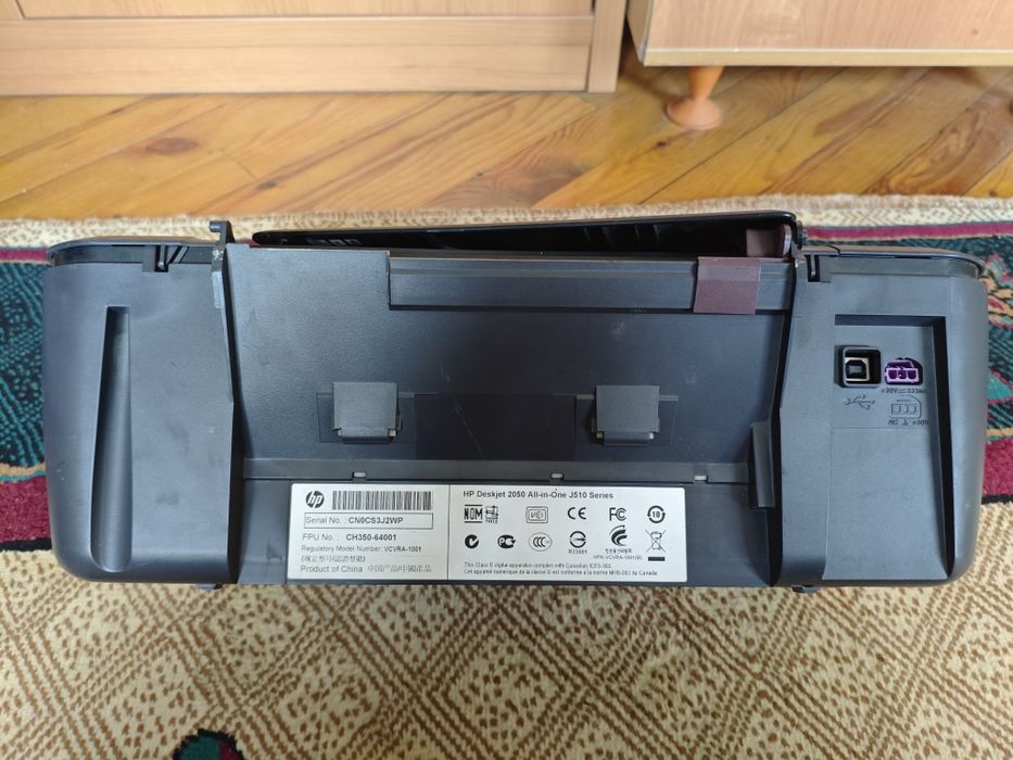 Принтер Hp Deskjet 2050