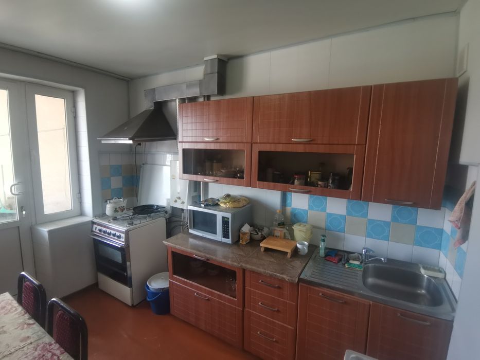 Продаётся 3х ком. кв., ул. Беруни 144. НАПРЯМУЮ ОТ СОБСТВЕННИКА