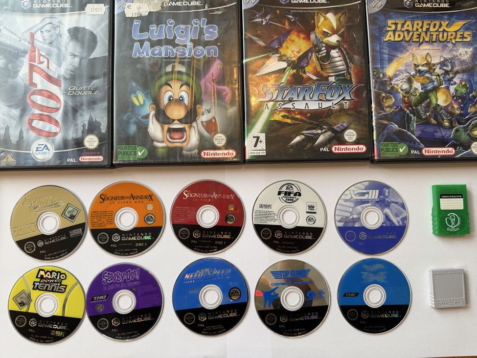 Lot 21 jocuri Nintendo Gamecube Mario Luigi NFS 007 Zelda
