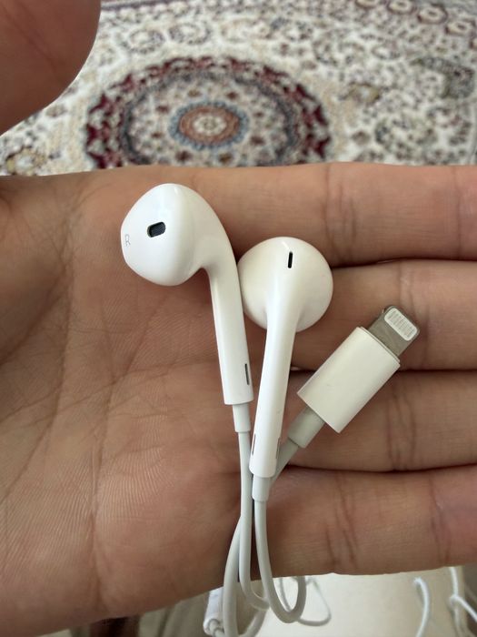 Наушники Earpods lightning разъем