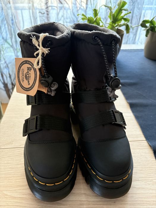 Dr. Martens зимни обувки