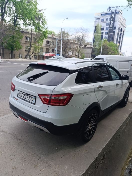 Lada vesta cross, AT, universal