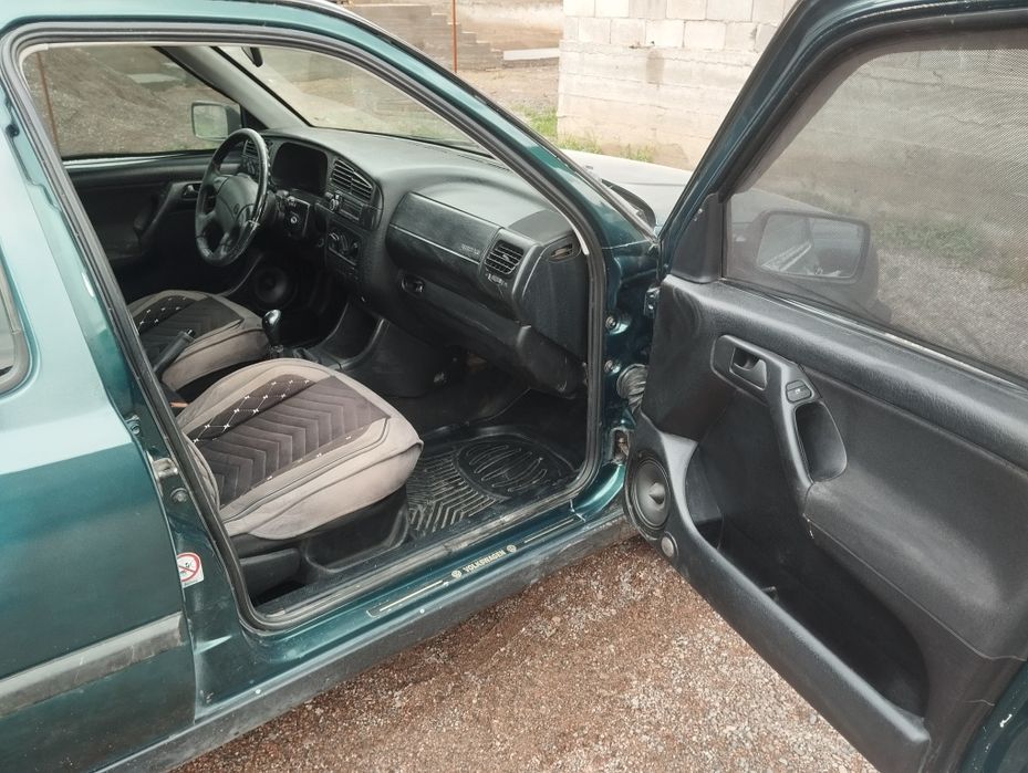 Volkswagen Golf 3 Фольксваген Гольф3