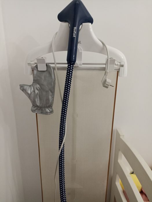 Отпариватель для одежды Тефаль