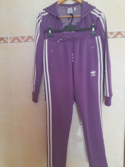 Trening dama Adidas marimea 36.