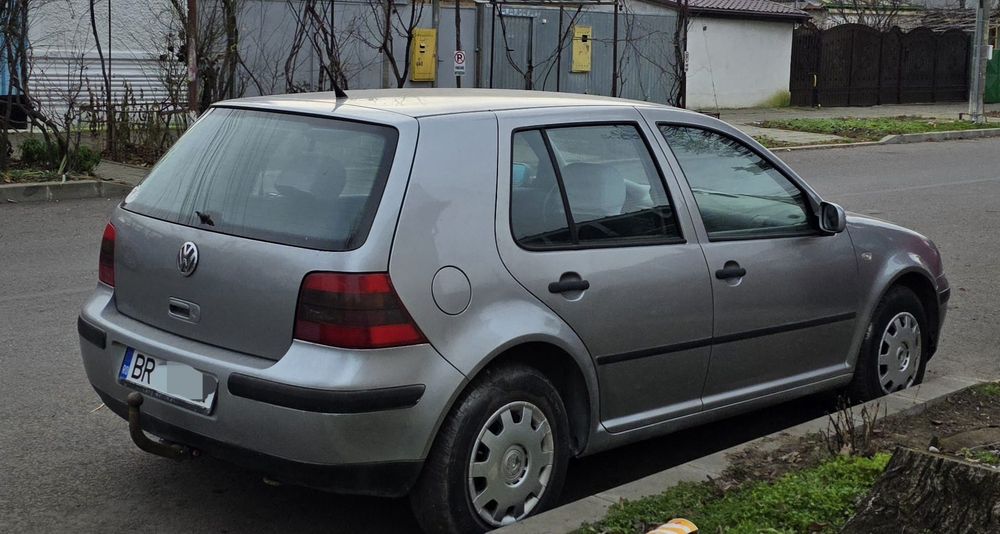 VOLKSWAGEN Golf 2003 — imagine 4