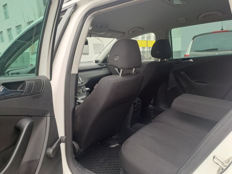 Vând vw Passat b6 an 2008 motor 2.0tdi 140cai Bmp întreținut Acte vall