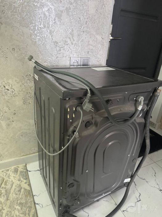 Стиральная машина 7TECH 7WM4S1480GSS1