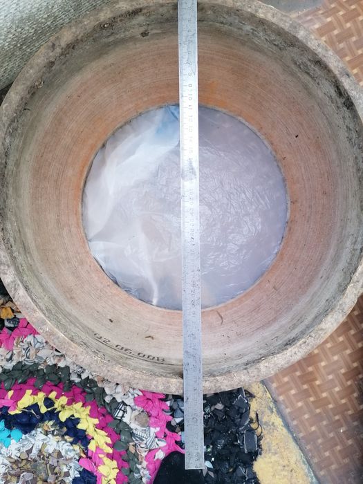 Цветочный вазон для дачи