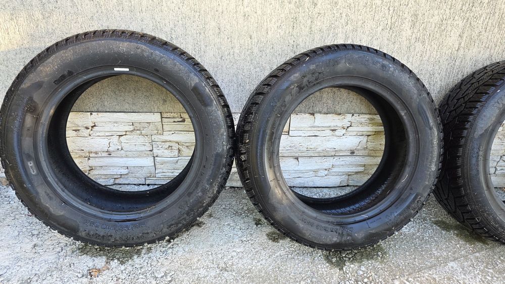 Зимни гуми 225/55R16