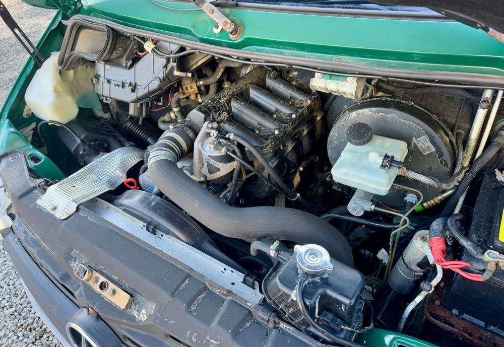 Dezmembrez Mercedes Sprinter 211 CDI an2004