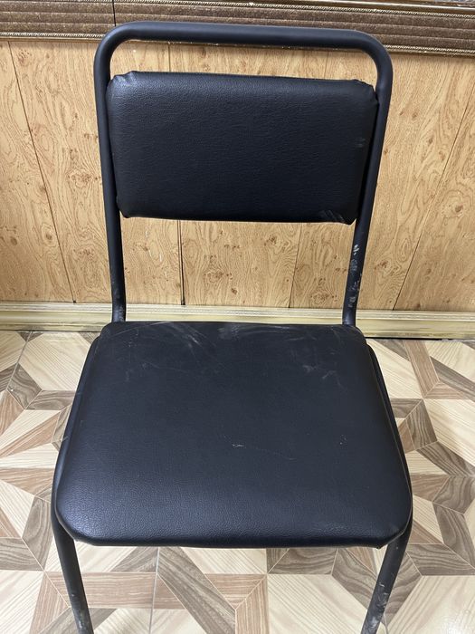 Диван для офиса, качественный, б/у