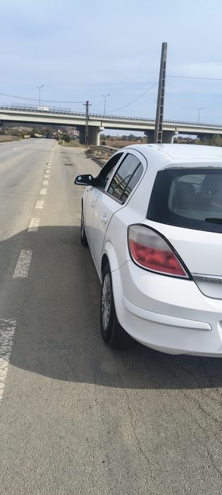 OPEL Astra 2005 — imagine 4