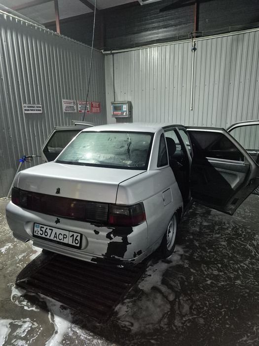 Продам машину ваз 2110