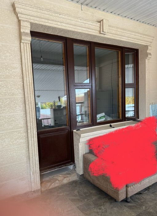 Продам витражное окно деревянное