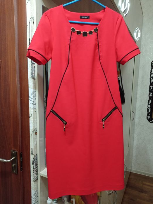 Продам красивые платья