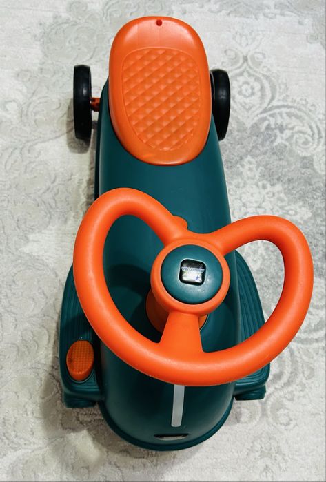 Scuter muzical electric copii
