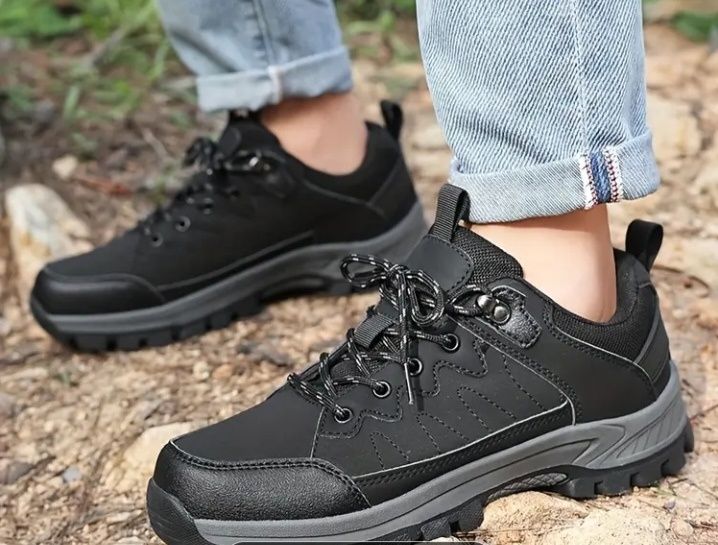 Продам кроссовки р 43