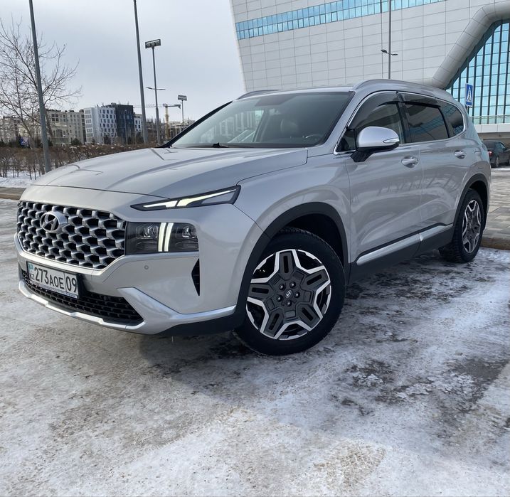 Hyundai Santa Fe 2022 г.