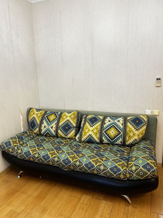 Диван раскладной в восточном стиле