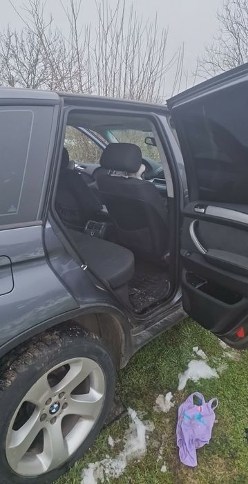 Bmw x5 (на части)