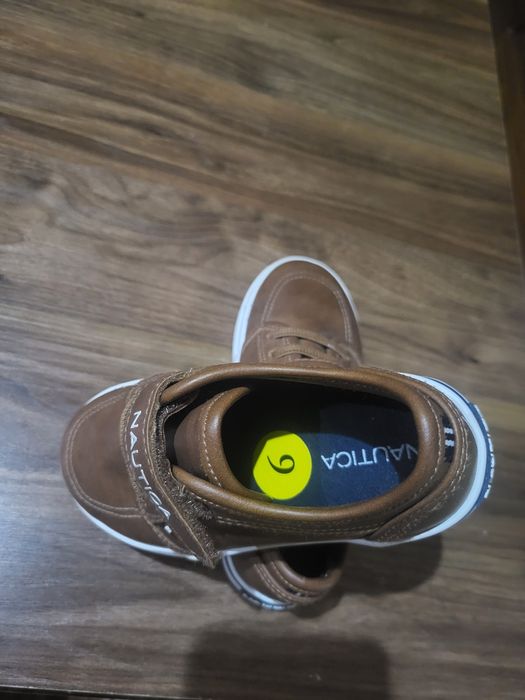 Продаются детские лоферы фирмы Nautica