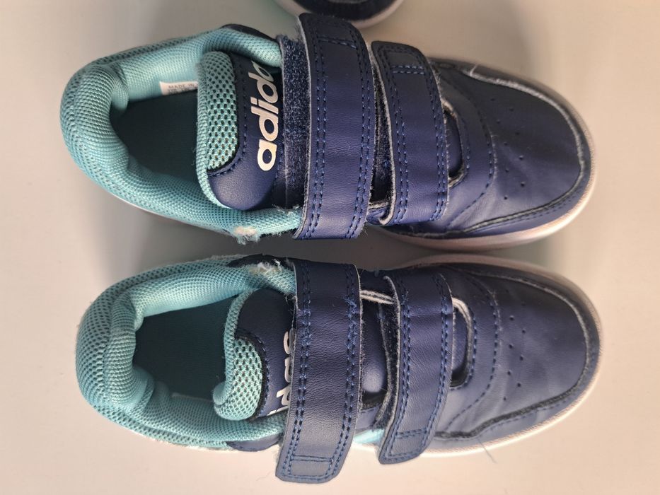 Маратонки Adidas 28 и 29 номер