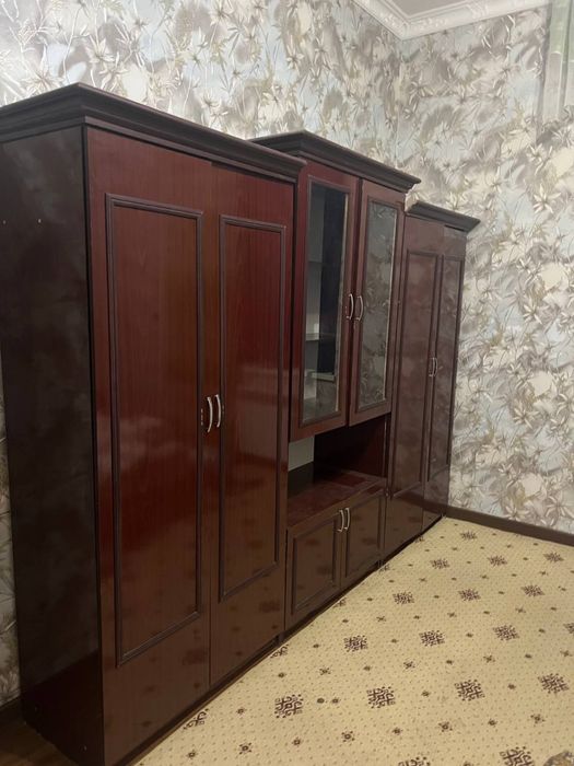 Mebel, shkaf sotiladi