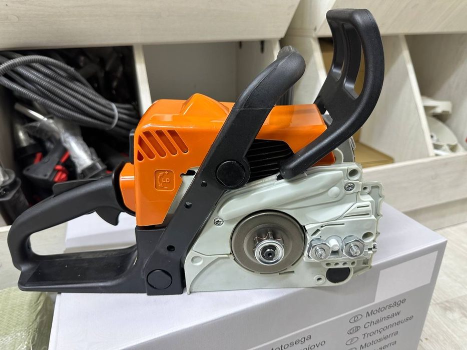 Benzopila Stihl 180M