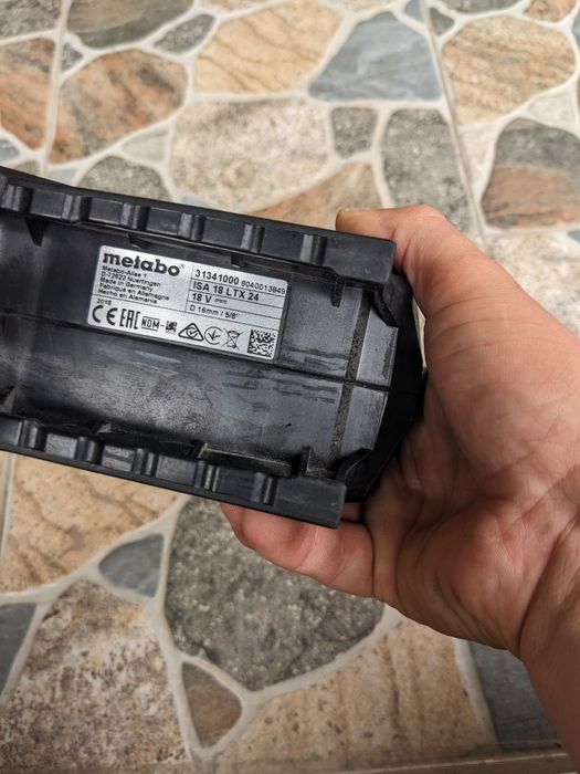 Aspirator rotopercutor Metabo ISA 18 LTX 24