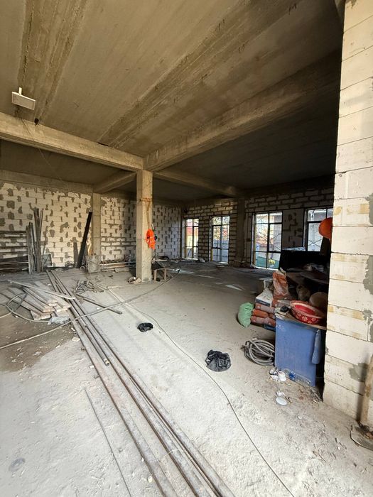 Сдаем отдельно стоящие здание на улице ахмад дониш, себзар А98