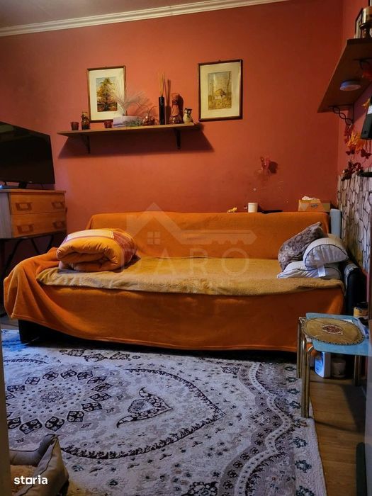 Vând apartament cu 3 camere în Dambu — fotografia 3
