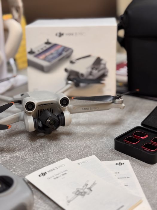 Дрон DJI Mini 3 Pro белый + DJI RC