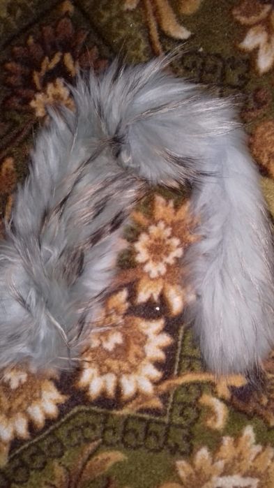 Продам мех на куртку/пуховик