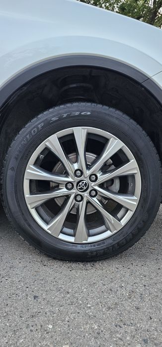 Продам Toyota Rav4
