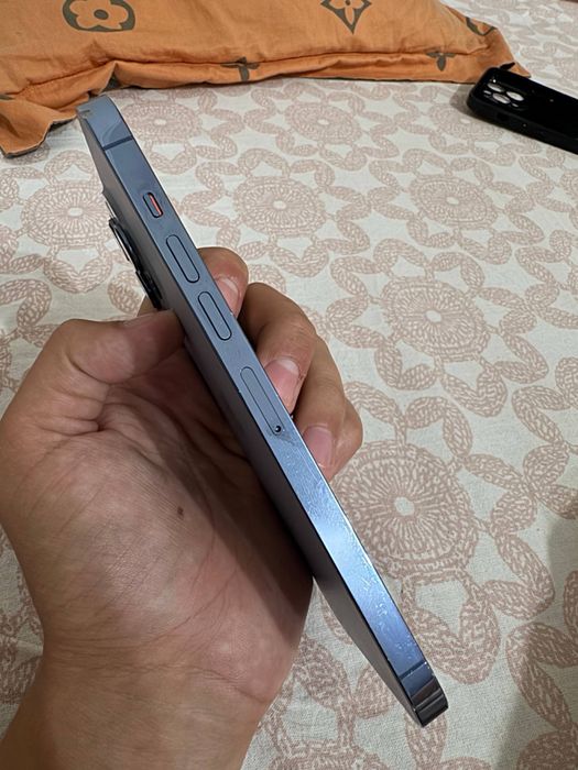 iPhone 13 pro max 128/72%