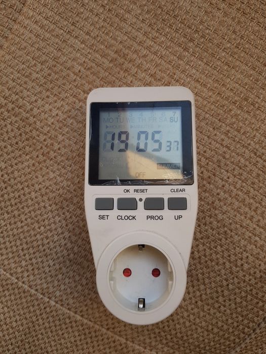 Програмируем седмичен таймер Hama