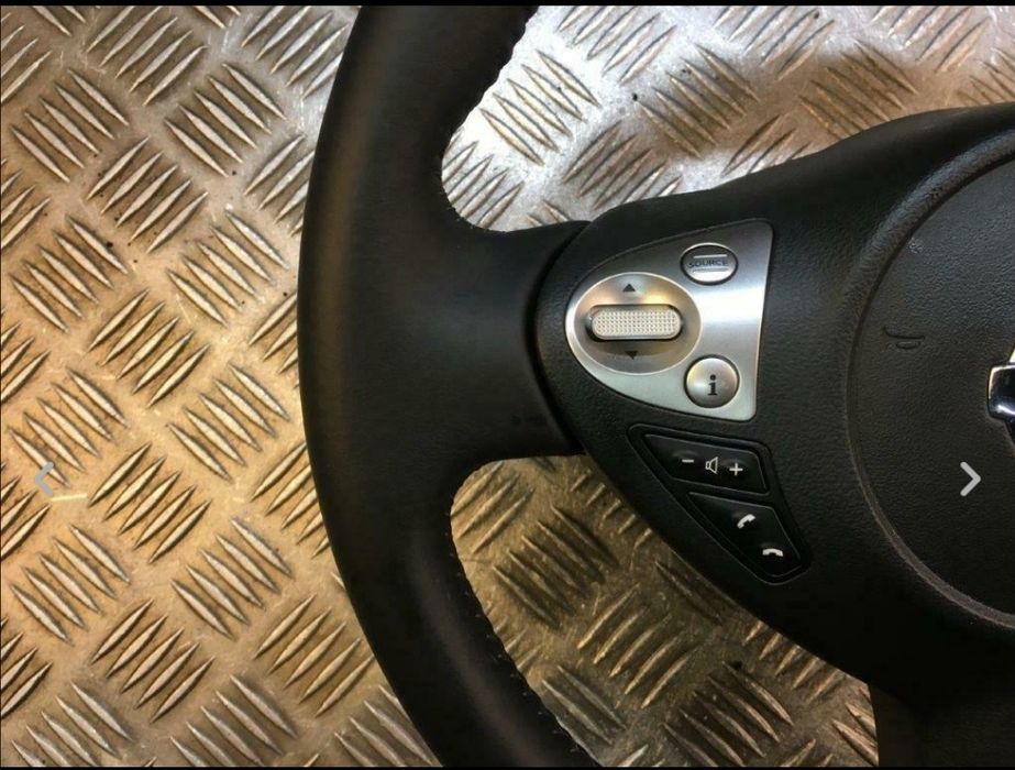 Продавам волан за Nissan Juke 2010 - 2018