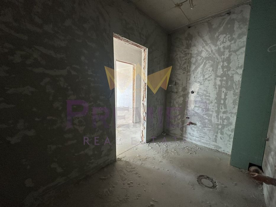 Продава се Тристаен апартамент в Варна, Владислав Варненчик - 94 кв.м за 1788 €/кв.м - Снимка #6