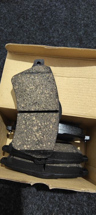 Тормозные колодки для land rover